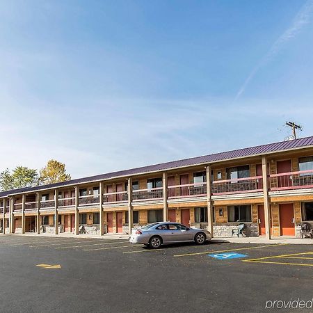 Econo Lodge Inn & Suites Kalispell - Glacier National Park Gateway Dış mekan fotoğraf